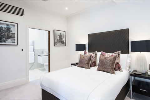 3 bedroom duplex to rent, Rainville Road, London W6