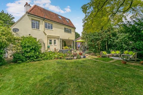 5 bedroom detached house for sale, Church Road, Iver Heath SL0