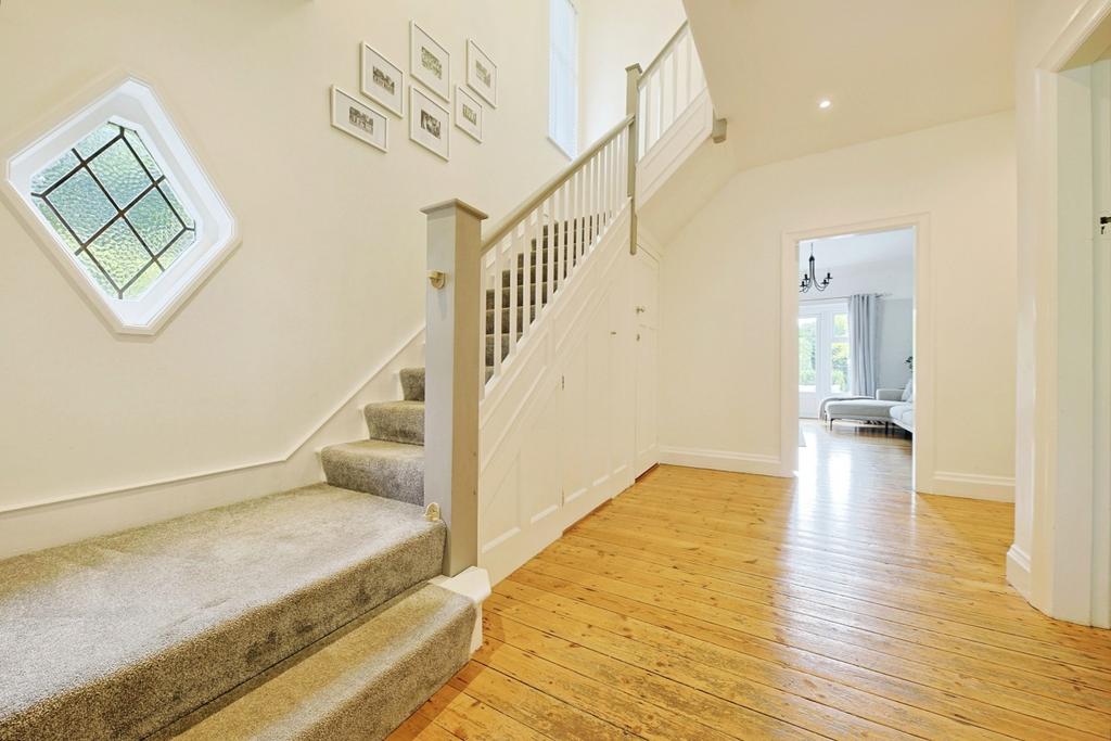 Hull Road, Cottingham, HU16 4PA 4 bed detached house for sale £500,000
