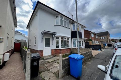 3 bedroom semi-detached house to rent, Cecil Road, Poole, BH12