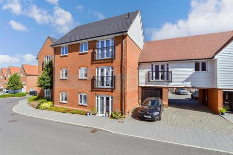 2 bedroom flat for sale, Pondtail Walk, Faygate, Horsham, West Sussex