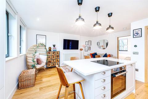 1 bedroom apartment for sale, Jamaica Mews, Edinburgh, Midlothian