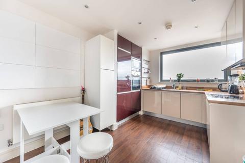 1 bedroom flat to rent, High Road, Wembley, HA9