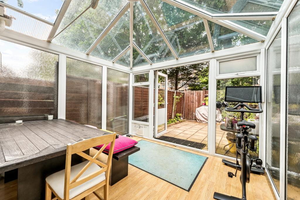 Dining   Garden