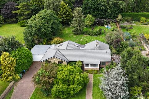 5 bedroom bungalow for sale, Lache Lane, Chester, CH4