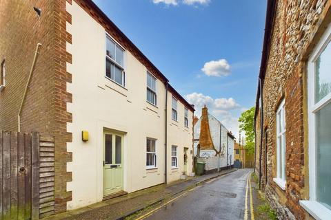 2 bedroom cottage to rent, Tunn Street, Fakenham