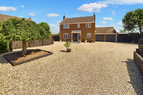 5 bedroom detached house for sale, Melville Road, Croxton