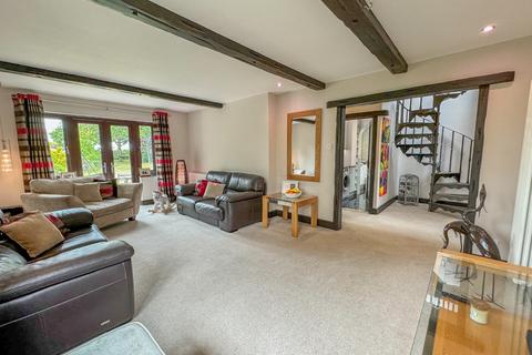 3 bedroom chalet for sale, Ulverston Road, Rochford