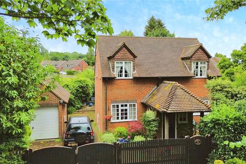 3 bedroom detached house for sale, New Lane Hill, Tilehurst, Reading, Berkshire, RG30