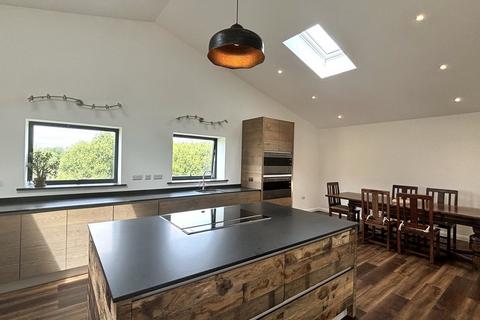 4 bedroom barn conversion to rent, Park Farm, Hogginton Lane