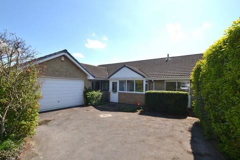 3 bedroom detached bungalow for sale, Barrowby Road