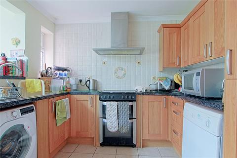 2 bedroom bungalow for sale, Hearnfield Road, Wick, Littlehampton, West Sussex, BN17