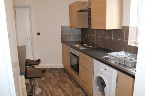 1 bedroom in a house share to rent, Room, 243 Lovely Lane