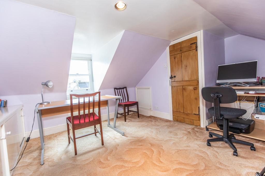 18 Dean Street33