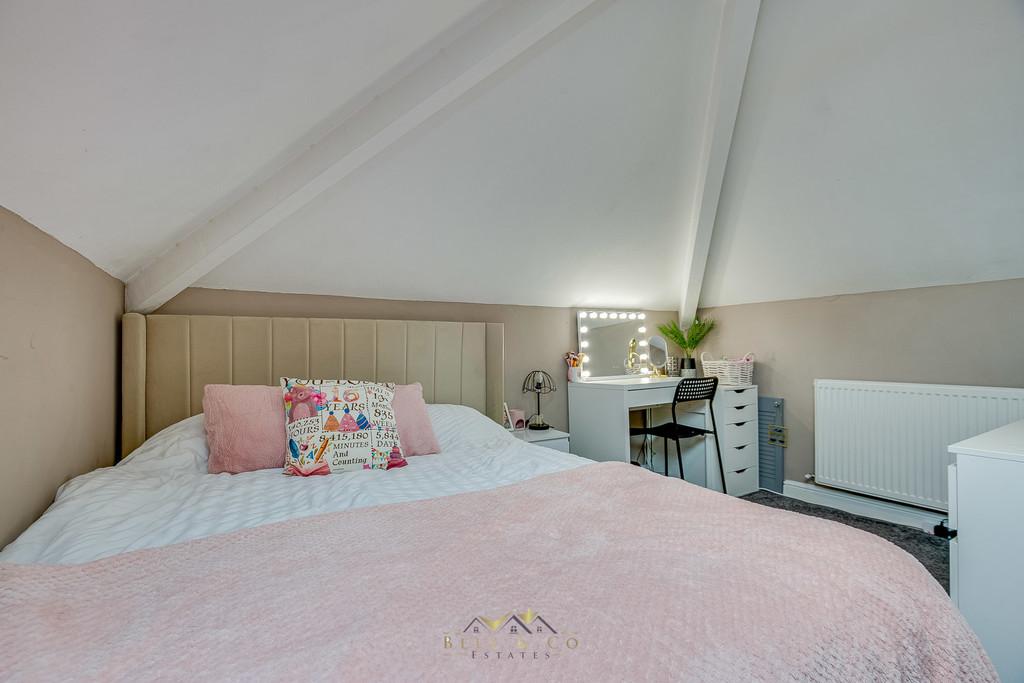 Bedroom 2.1