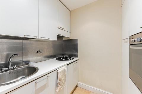 2 bedroom flat for sale, Lower Ground Floor, 80A Edith Grove, London, SW10 0NH