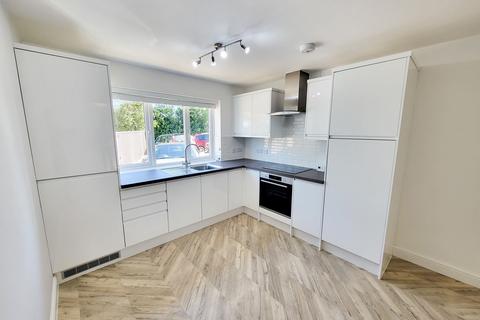 1 bedroom ground floor flat to rent, Mursley Road, Little Horwood, MK17
