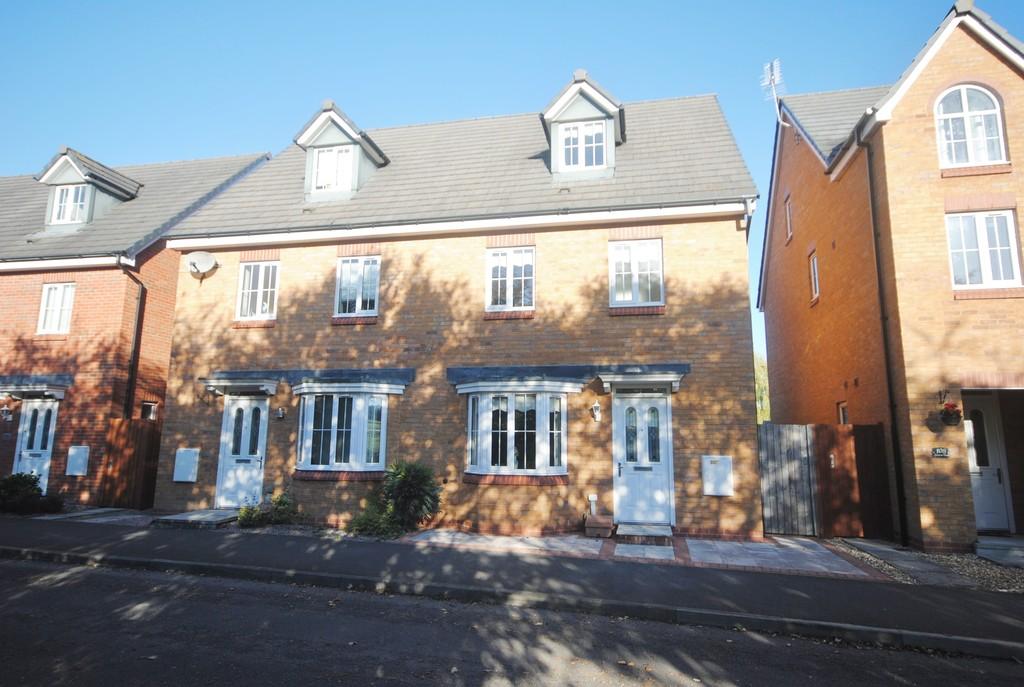 Liverpool Road, Whitchurch, Shropshire 3 bed townhouse to rent £950