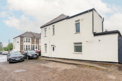 2 bedroom end of terrace house for sale, St George, Bristol BS5
