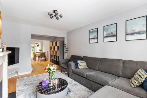 2 bedroom semi-detached house for sale, Hartington Road, Chiswick  W4