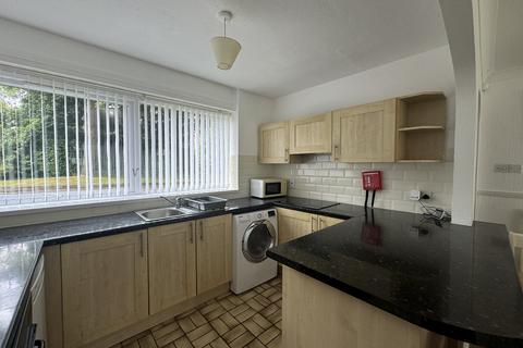 2 bedroom flat to rent, Flat 8, Elmwood Court, Pershore Road, Birmingham, B5 7PB