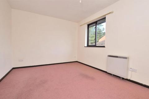 1 bedroom apartment for sale, Oakside Court, Surrey RH6