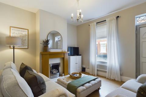 2 bedroom end of terrace house for sale, City Road, Derby