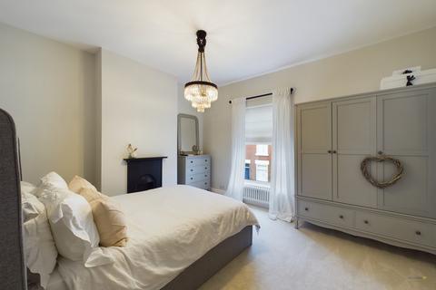 102 City Road, Derby, DE1 3RR