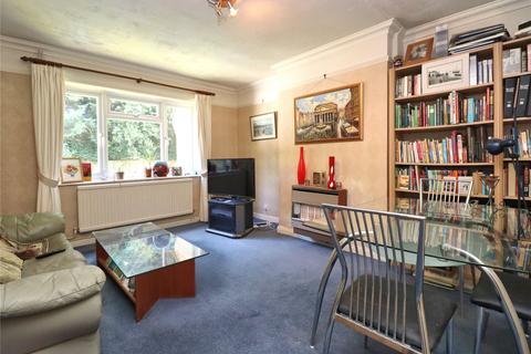 2 bedroom maisonette for sale, Shaftesbury Road, Woking GU22