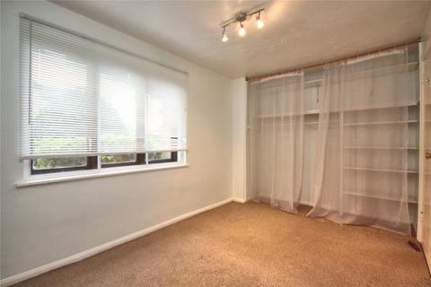 1 bedroom flat for sale, Woking, Surrey GU22