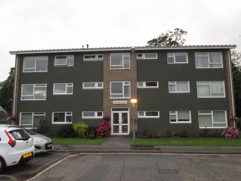 HIGHCLIFFE 3 bed apartment to rent £1,250 pcm (£288 pw)