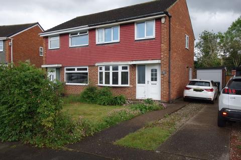 3 bedroom semi-detached house to rent, Campion Grove, Middlesbrough