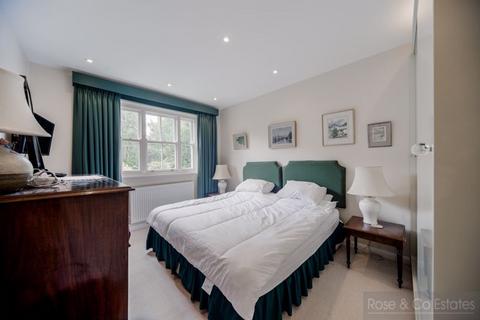 4 bedroom terraced house for sale, Naseby Close, Fairfax Road, Swiss Cottage