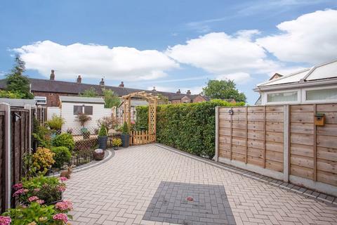 3 bedroom terraced house for sale, Kensington Drive, Buglawton, Congleton