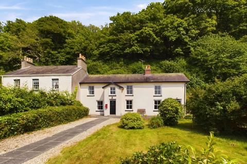 4 bedroom semi-detached house for sale, Holcwm Way, Ferryside