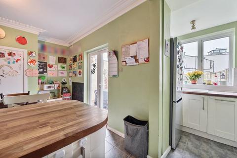 17 Biddulph Road, South Croydon, CR2 6QA