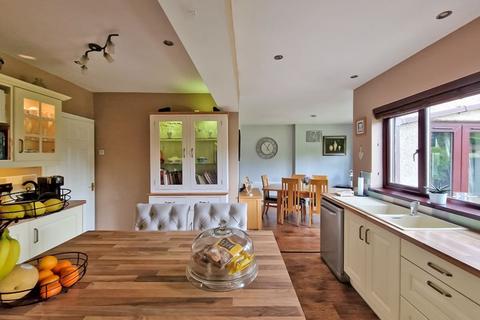 112 Broad Lane South, Wolverhampton, WV11 3SD