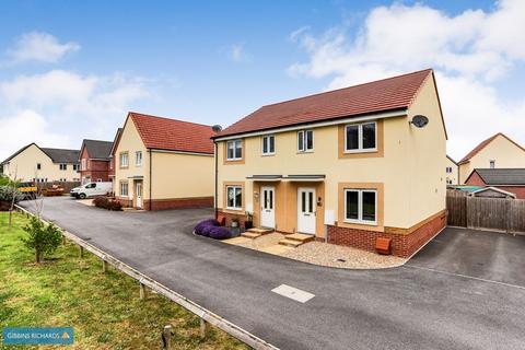 3 bedroom semi-detached house for sale, Peridot Close, Kings Down, Bridgwater