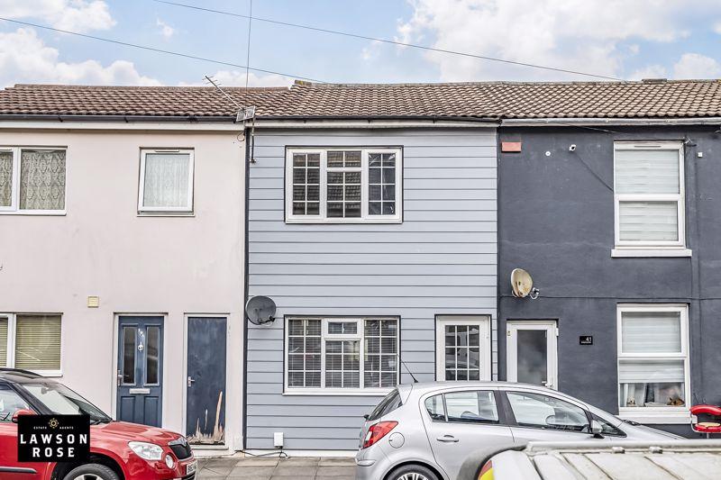 Collingwood Road, Southsea 2 bed terraced house for sale £265,000