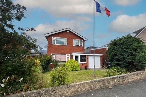 4 bedroom detached house for sale, Tal Y Fan, Glan Conwy