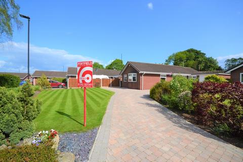 2 bedroom detached bungalow for sale, St. Michaels Avenue, Doncaster DN11