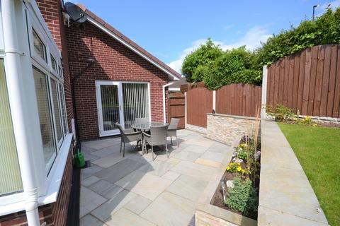 2 bedroom detached bungalow for sale, St. Michaels Avenue, Doncaster DN11