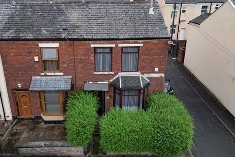 3 bedroom end of terrace house for sale, Cromwell Street, Heywood