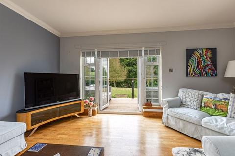2 Cherry Dean, Jedburgh, TD8 6JF