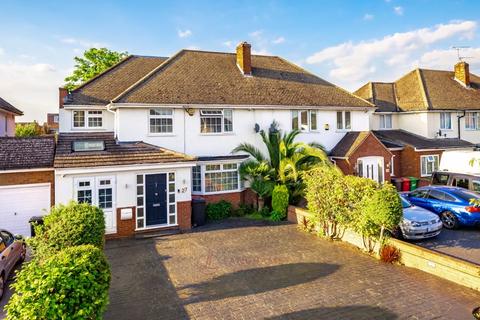 27 Castleview Road, Slough, SL3 7NH