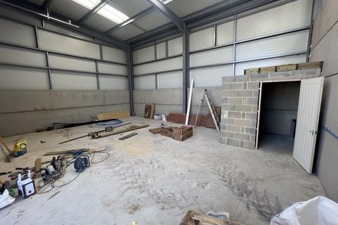 Property to rent, NEW LIGHT INDUSTRIAL UNITS