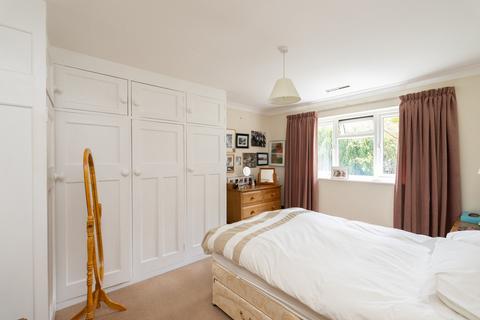 14 Chester Close, Pixham, Dorking, RH4 1PP