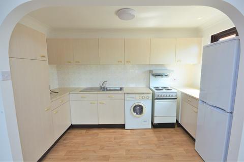 2 bedroom apartment to rent, Wilton Park Road, Shanklin