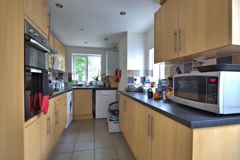 1 bedroom in a house share to rent, Devonshire Road, Cambridge CB1