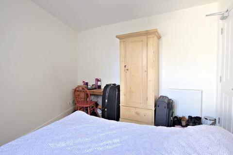 1 bedroom in a house share to rent, Devonshire Road, Cambridge CB1